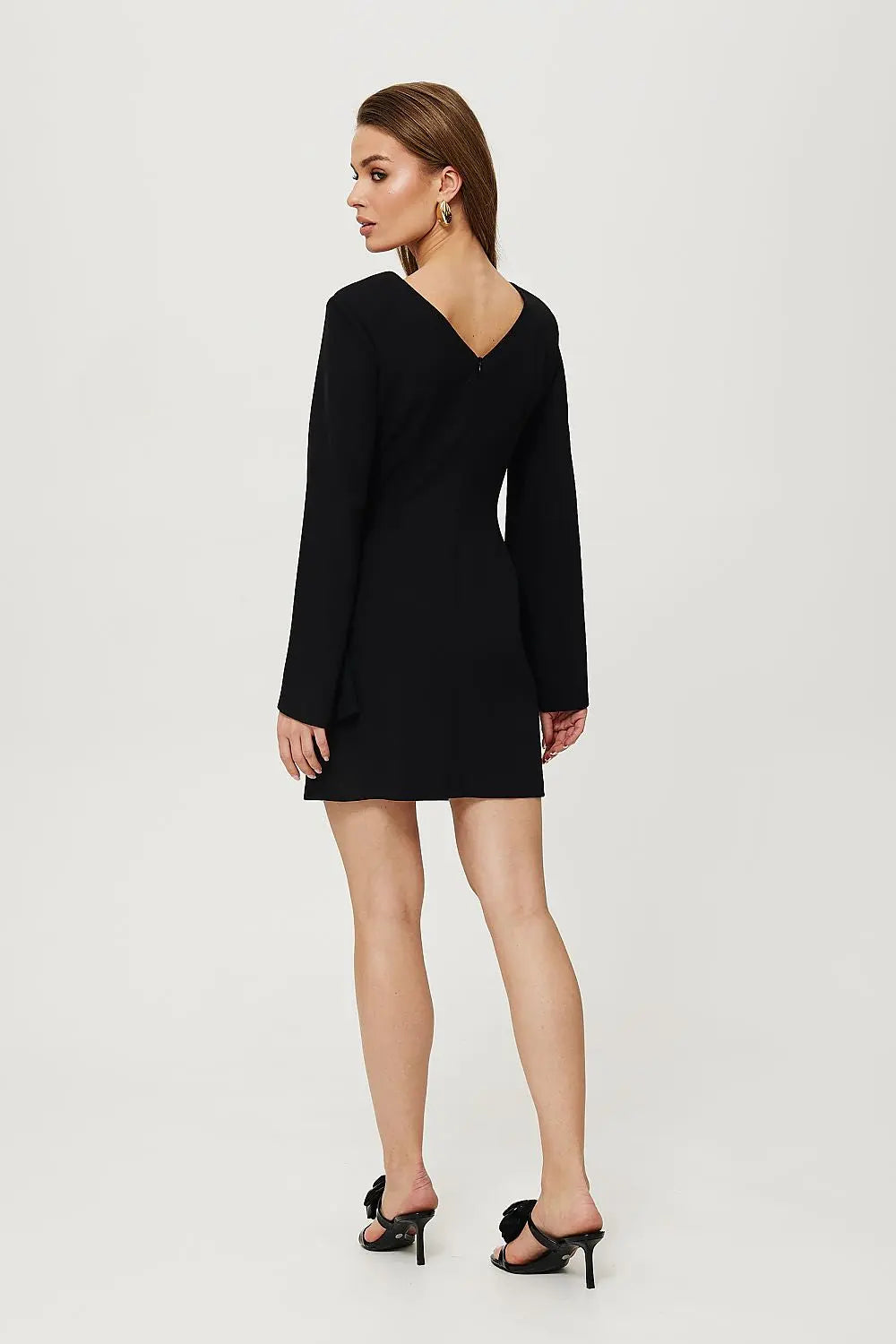 Cocktail dress model 193976 Makover