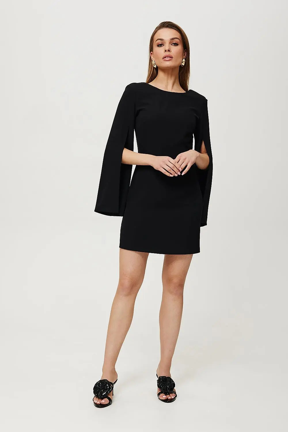  Cocktail dress model 193976 Makover 